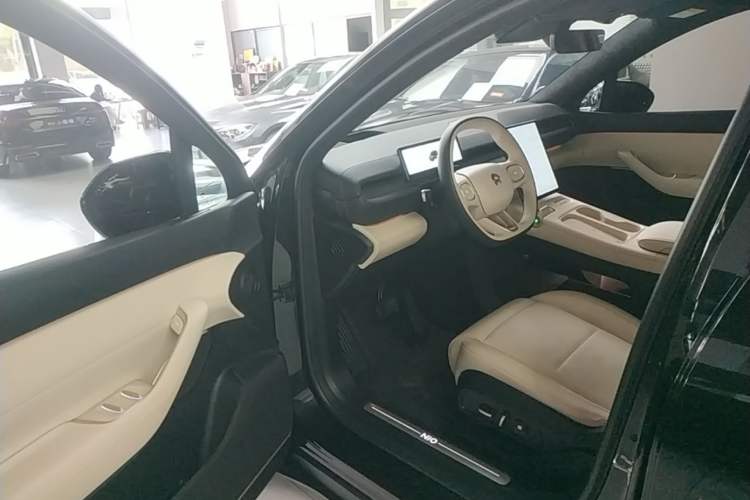 Used Nio ES6 2024 75 kWh Driver Seat