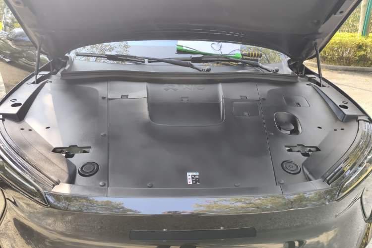 Used Nio ES6 2024 75 kWh Engine Bay
