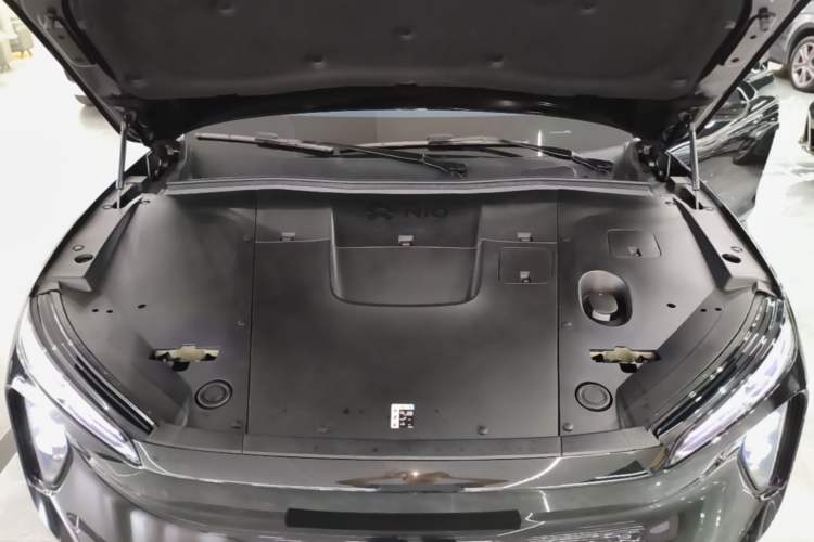 Used Nio ES6 2024 75 kWh Engine Bay