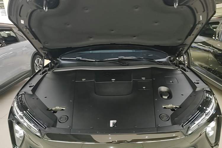 Used Nio ES6 2024 75 kWh Engine Bay