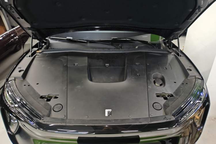 Used Nio ES6 2024 75 kWh Engine Bay