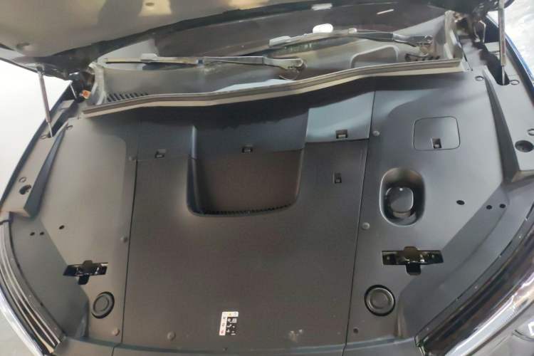 Used Nio ES6 2024 75 kWh Engine Bay