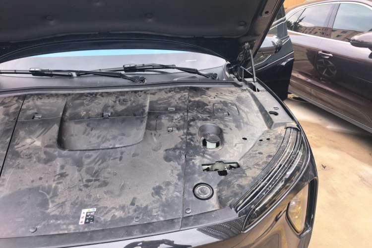 Used Nio ES6 2024 75 kWh Engine Bay Left