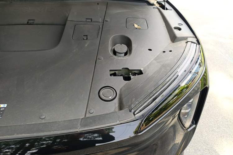 Used Nio ES6 2024 75 kWh Engine Bay Left