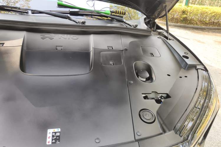 Used Nio ES6 2024 75 kWh Engine Bay Left