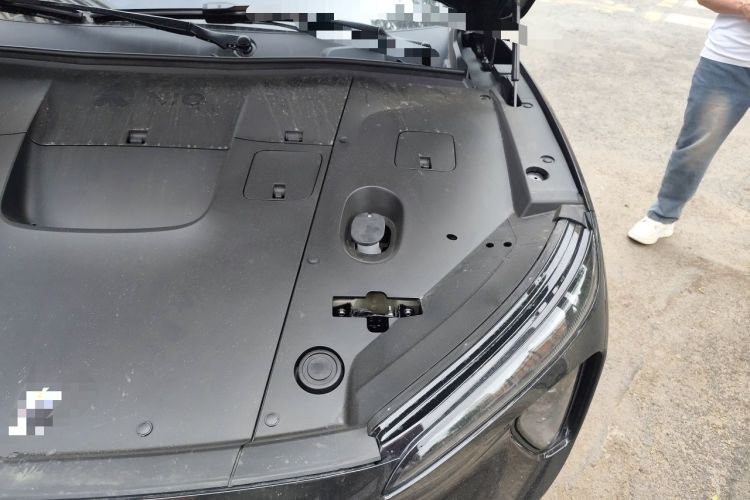 Used Nio ES6 2024 75 kWh Engine Bay Left