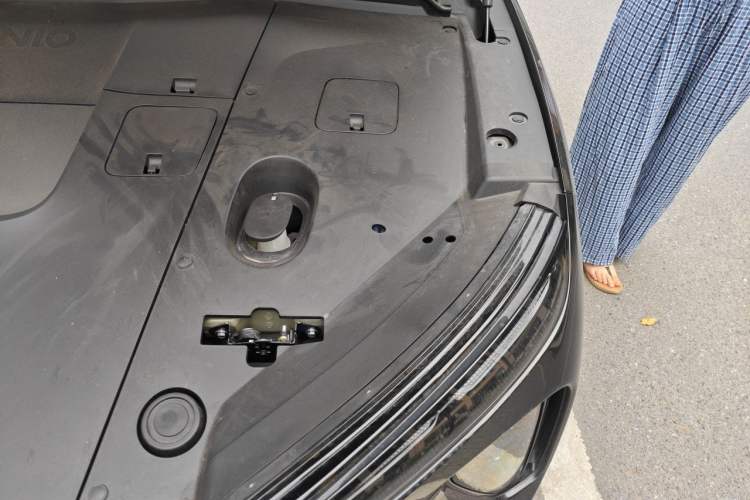 Used Nio ES6 2024 75 kWh Engine Bay Left