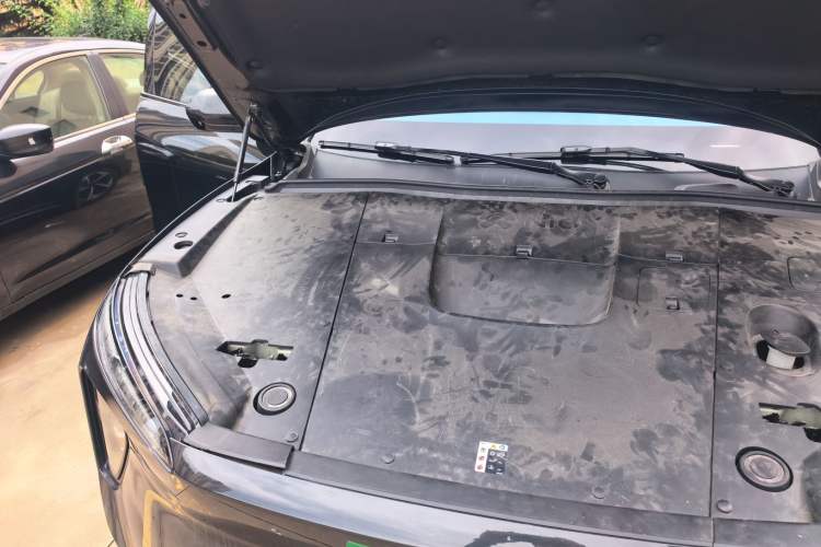 Used Nio ES6 2024 75 kWh Engine Bay Right