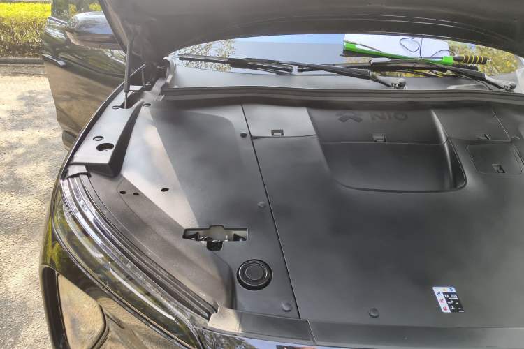 Used Nio ES6 2024 75 kWh Engine Bay Right