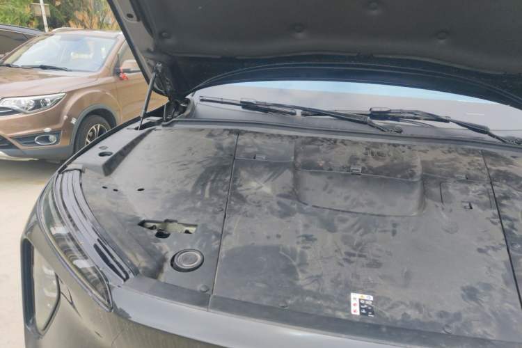 Used Nio ES6 2024 75 kWh Engine Bay Right
