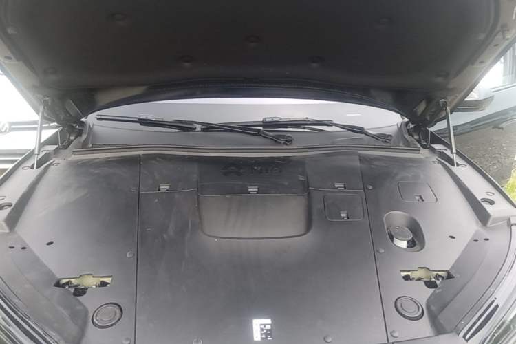 Used Nio ES6 2024 75 kWh Engine Bay