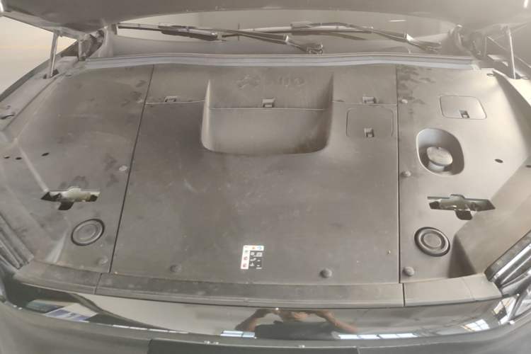 Used Nio ES6 2024 75 kWh Engine Bay