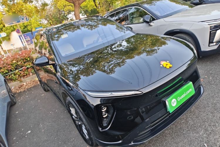 Used Nio ES6 2024 75 kWh Exterior 1