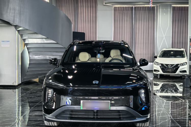 Used Nio ES6 2024 75 kWh Exterior 1