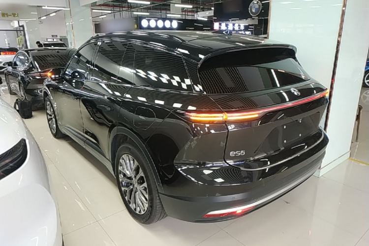 Used Nio ES6 2024 75 kWh Exterior 2
