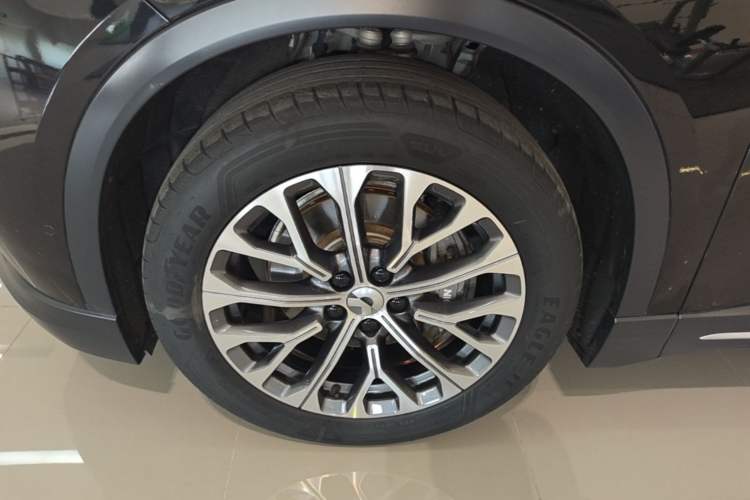 Used Nio ES6 2024 75 kWh Exterior 2