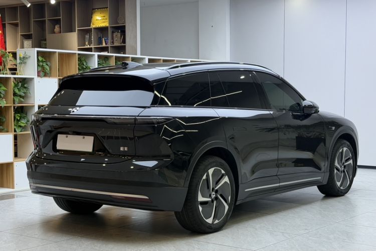 Used Nio ES6 2024 75 kWh Exterior 3