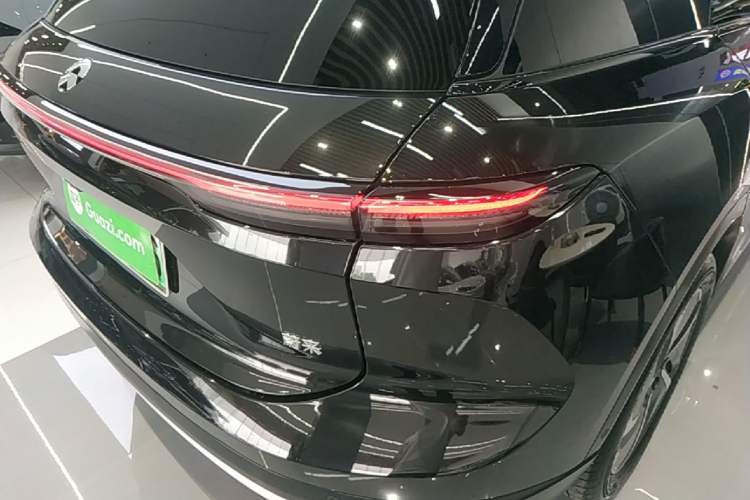 Used Nio ES6 2024 75 kWh Exterior 3