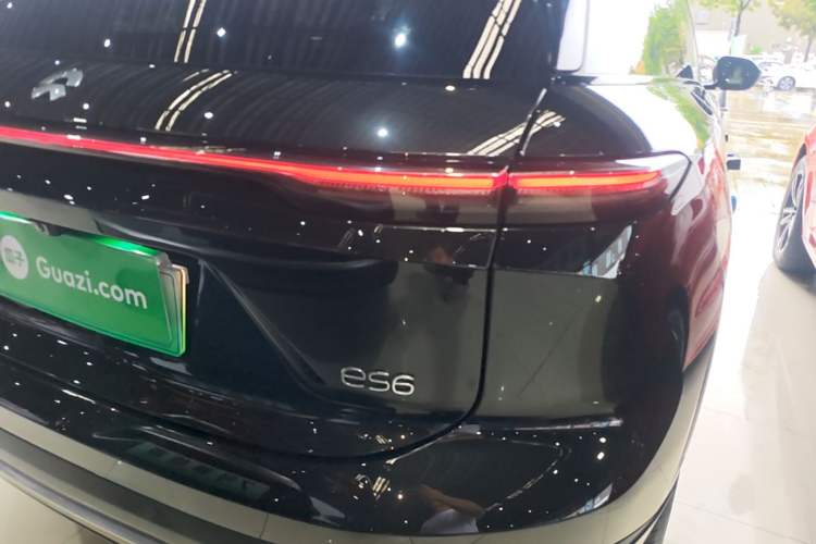 Used Nio ES6 2024 75 kWh Exterior 3