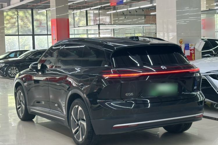 Used Nio ES6 2024 75 kWh Exterior 3