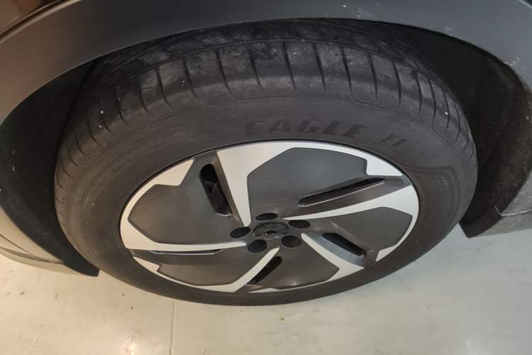 Used Nio ES6 2024 100kWh Exterior 4