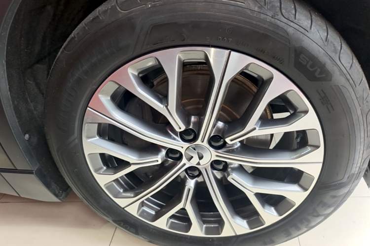 Used Nio ES6 2024 75 kWh Exterior 4