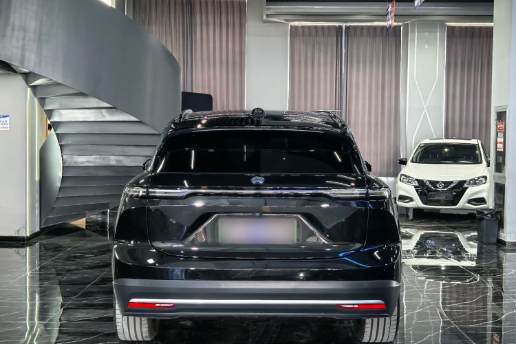 Used Nio ES6 2024 75 kWh Exterior 4