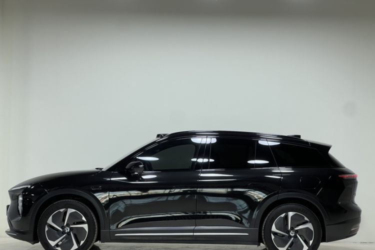 Used Nio ES6 2024 75 kWh Exterior 5