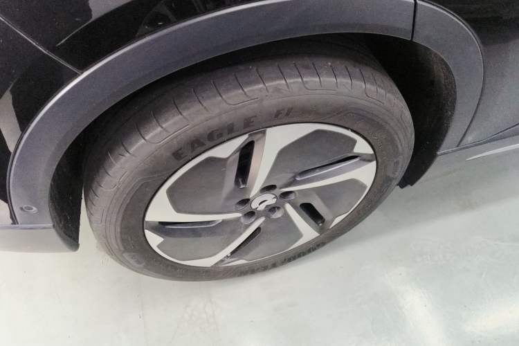 Used Nio ES6 2024 75 kWh Exterior 5