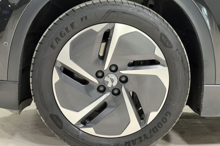 Used Nio ES6 2024 75 kWh Exterior 7