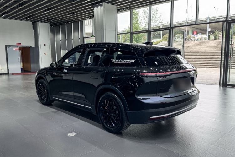 Used Nio ES6 2024 75 kWh Exterior 8