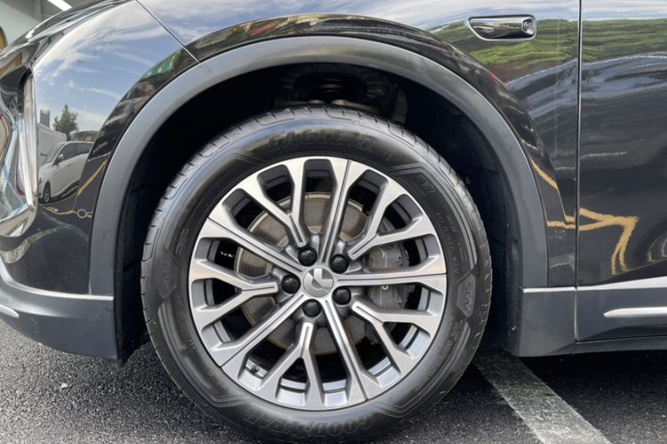 Used Nio ES6 2024 75 kWh Exterior 9