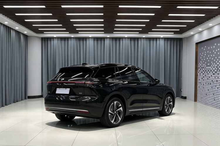 Used Nio ES6 2024 75 kWh Exterior 9