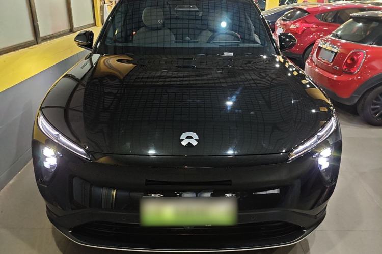 Used Nio ES6 2024 75 kWh Front