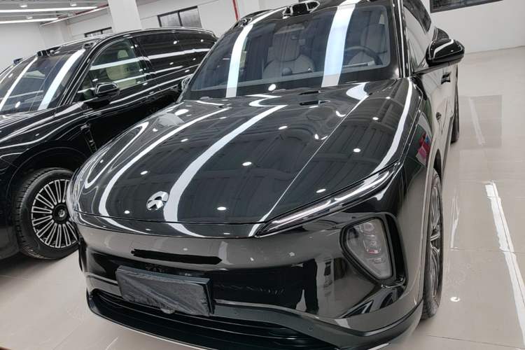 Used Nio ES6 2024 75 kWh Front