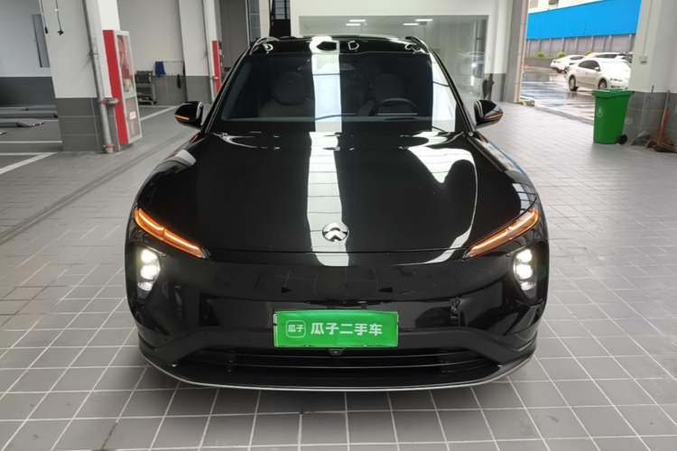 Used Nio ES6 2024 75 kWh Front
