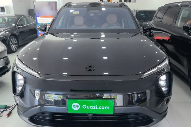 Used Nio ES6 2024 75 kWh Front