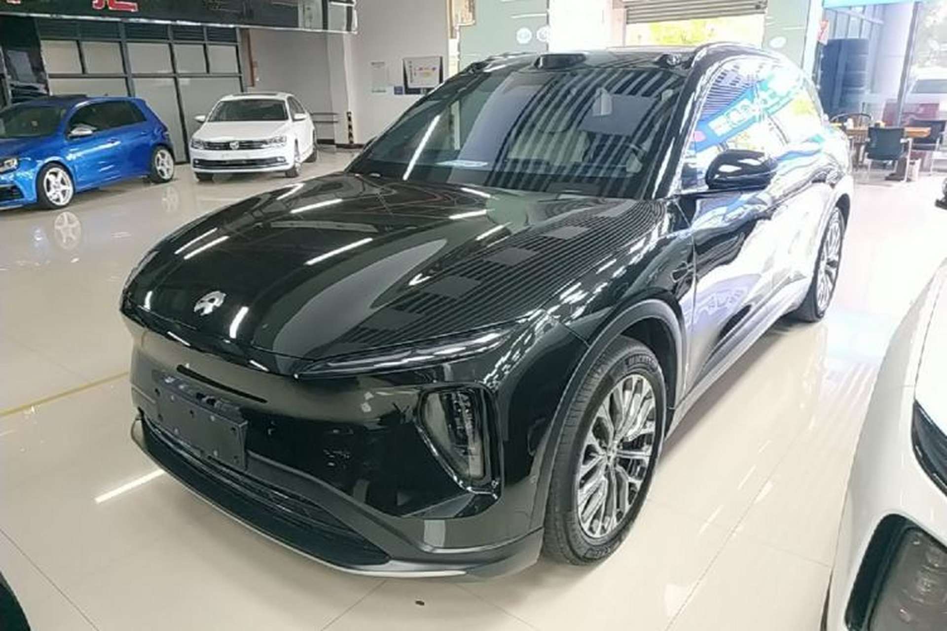 Used Nio ES6 2024 75 kWh Front Left 45 Deg