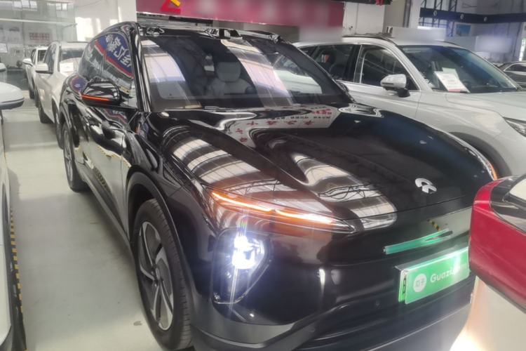 Used Nio ES6 2024 75 kWh Front Right 45 Deg