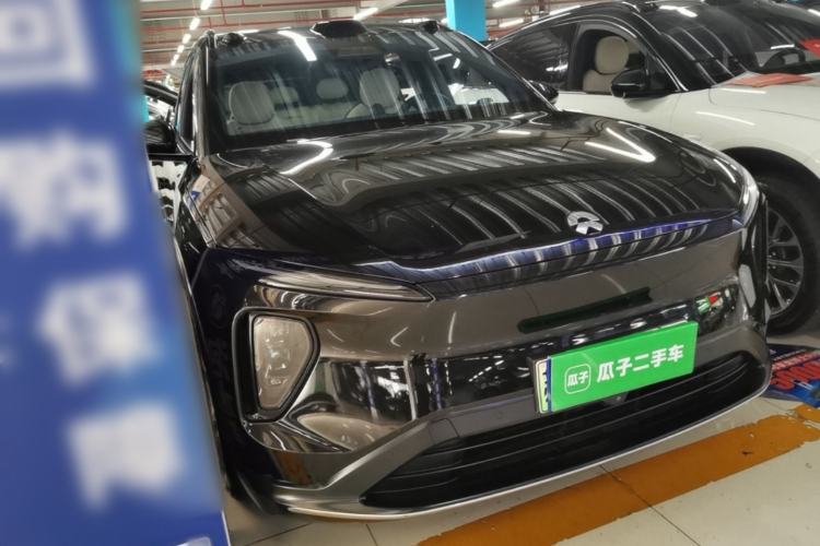 Used Nio ES6 2024 75 kWh Front Right 45 Deg