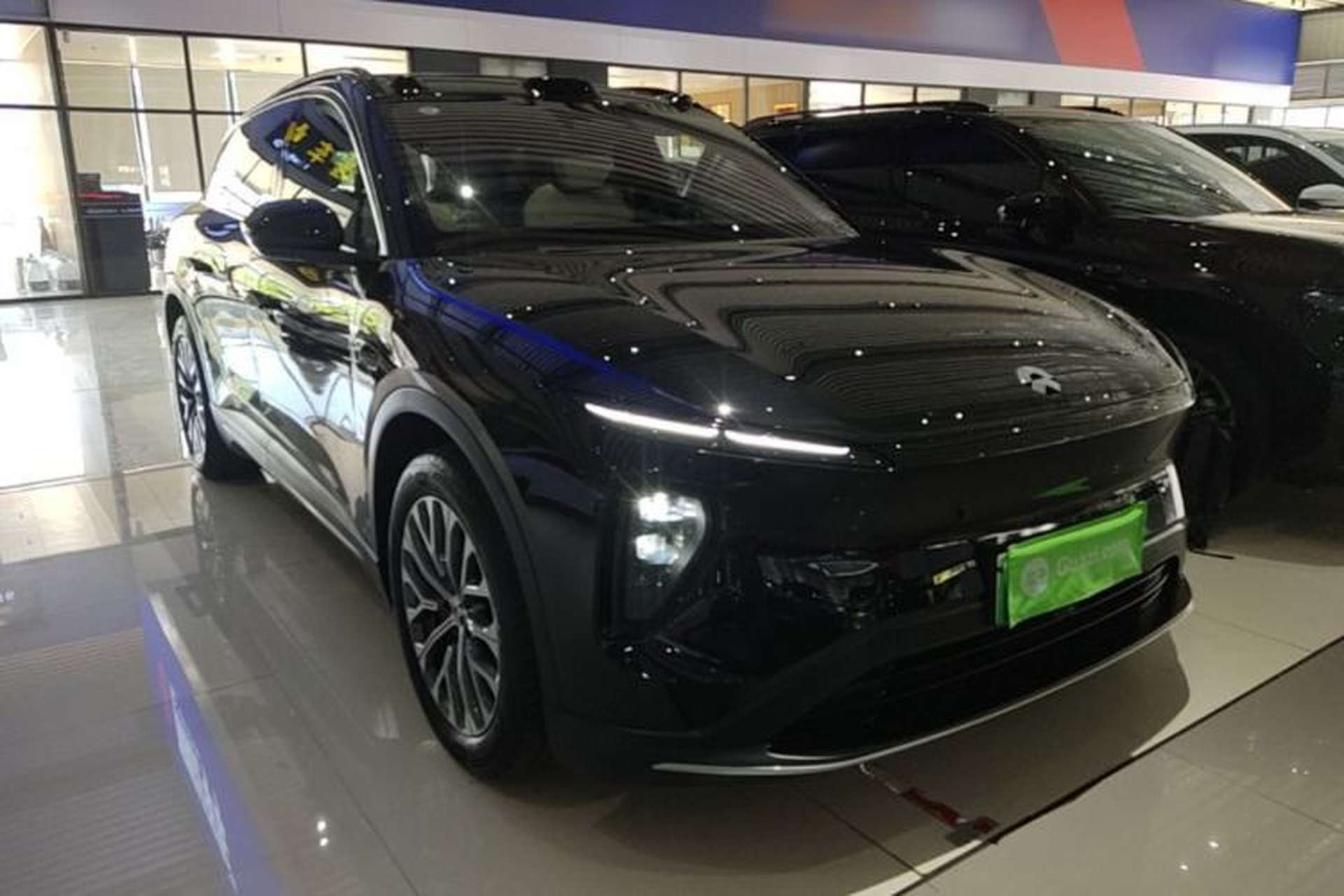 Used Nio ES6 2024 75 kWh Front Right 45 Deg