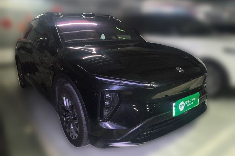 Used Nio ES6 2024 75 kWh Front Right 45 Deg