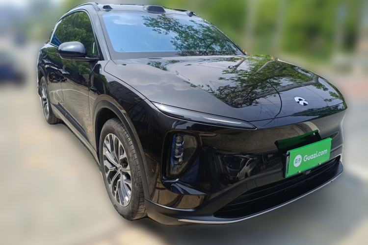 Used Nio ES6 2024 75 kWh Front Right 45 Deg