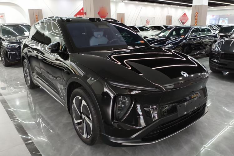 Used Nio ES6 2024 75 kWh Front Right 45 Deg