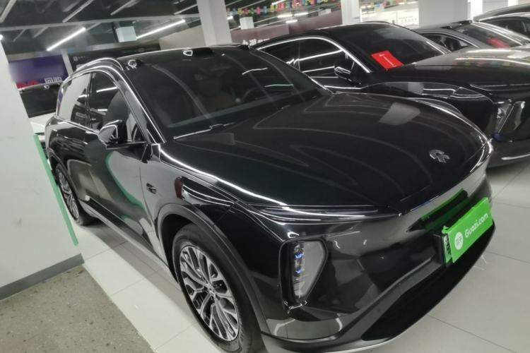 Used Nio ES6 2024 75 kWh Front Right 45 Deg