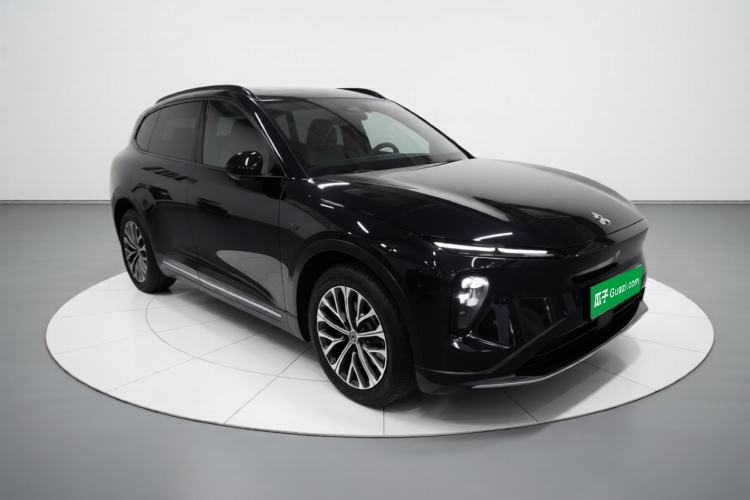 Used Nio ES6 2024 75 kWh Front Right 45 Deg