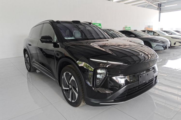Used Nio ES6 2024 75 kWh Front Right 45 Deg