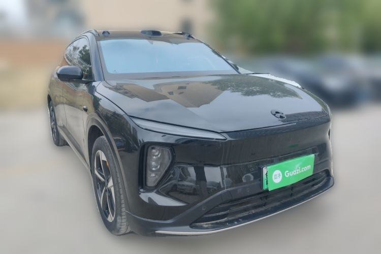 Used Nio ES6 2024 75 kWh Front Right 45 Deg