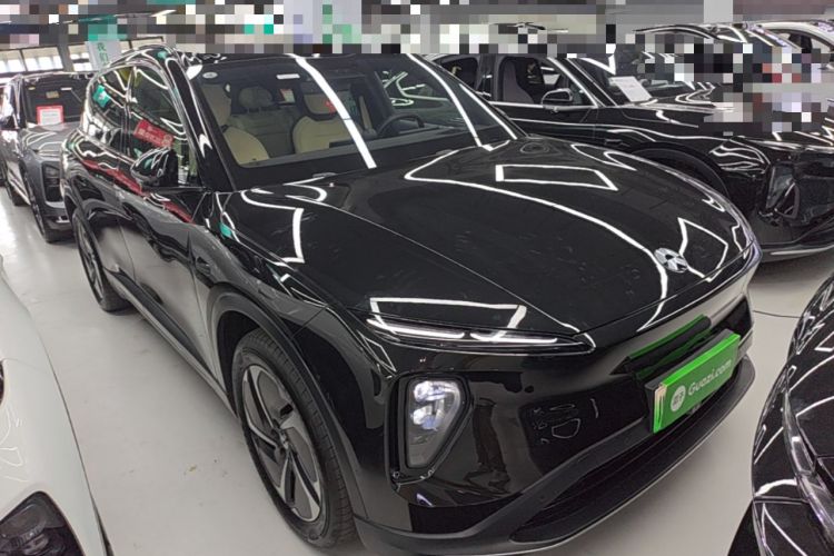 Used Nio ES6 2024 75 kWh Front Right 45 Deg