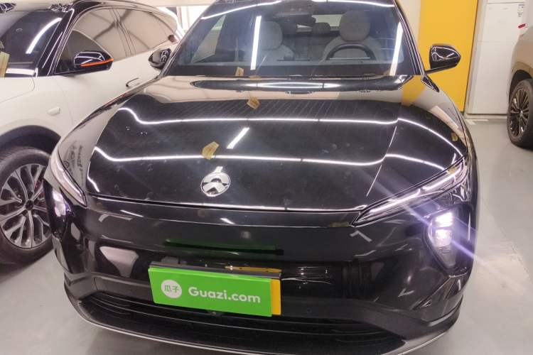 Used Nio ES6 2024 75 kWh Front